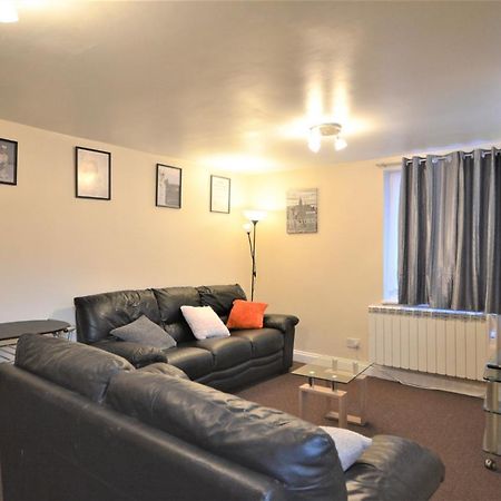 London Zone 2 Lovely 4 Bedroom Apartment - 3 Trowbridge Road Esterno foto