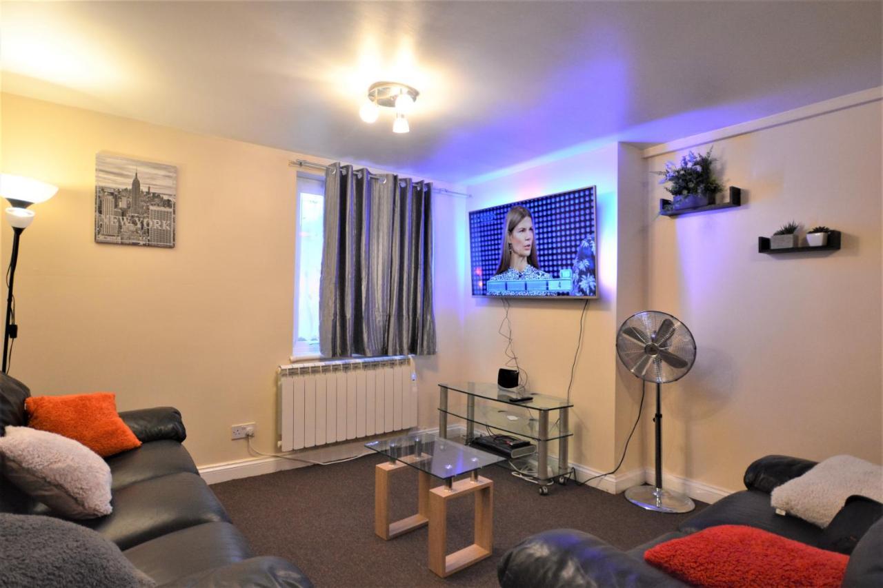 London Zone 2 Lovely 4 Bedroom Apartment - 3 Trowbridge Road Esterno foto