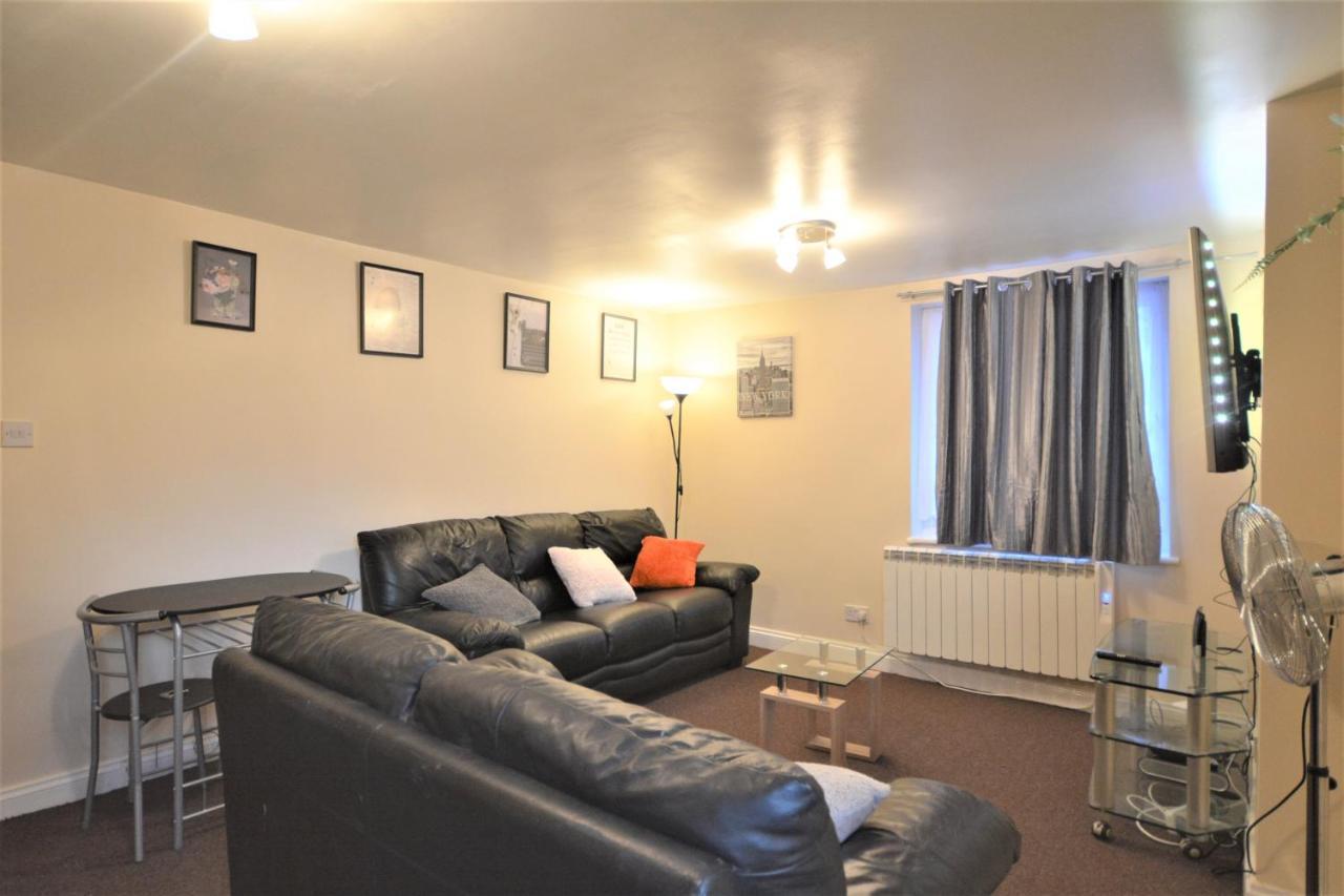 London Zone 2 Lovely 4 Bedroom Apartment - 3 Trowbridge Road Esterno foto