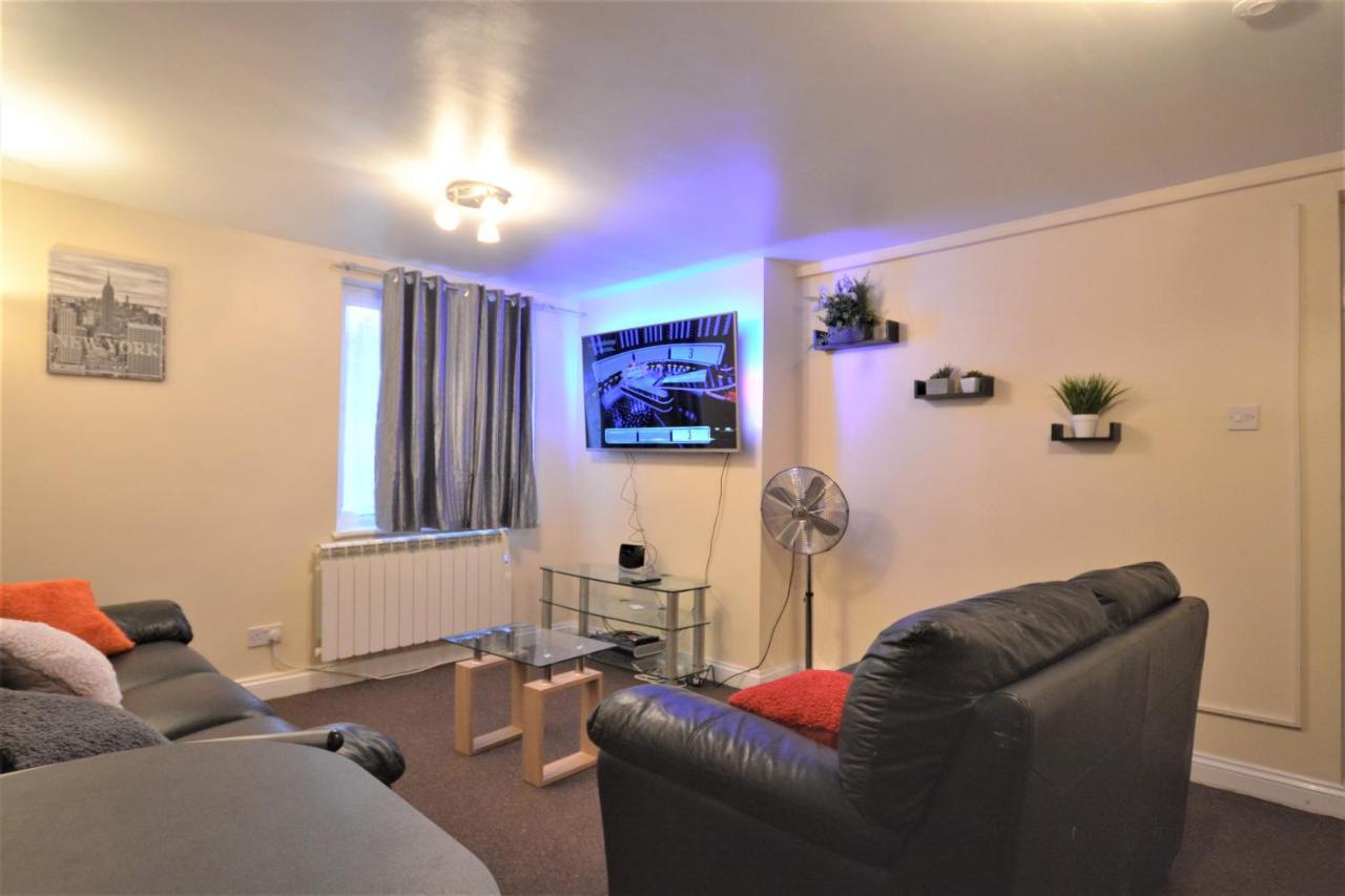 London Zone 2 Lovely 4 Bedroom Apartment - 3 Trowbridge Road Esterno foto