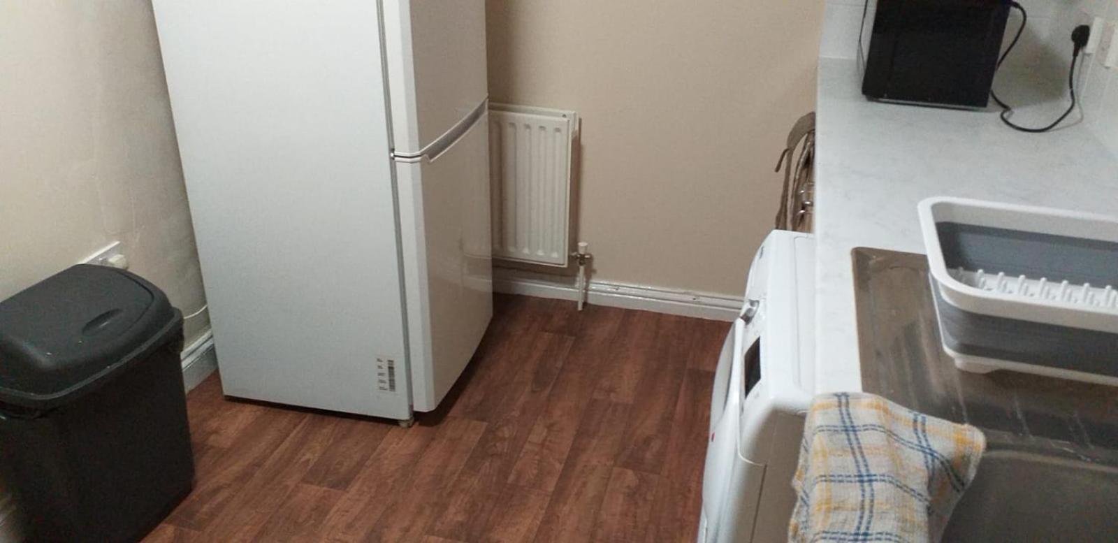 London Zone 2 Lovely 4 Bedroom Apartment - 3 Trowbridge Road Esterno foto